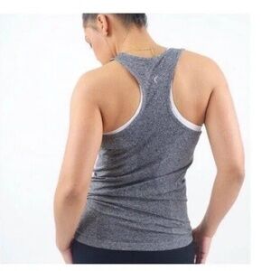 ZYIA Active Grey Fog Copper Charged fitted athletic tank top. Size Large.
